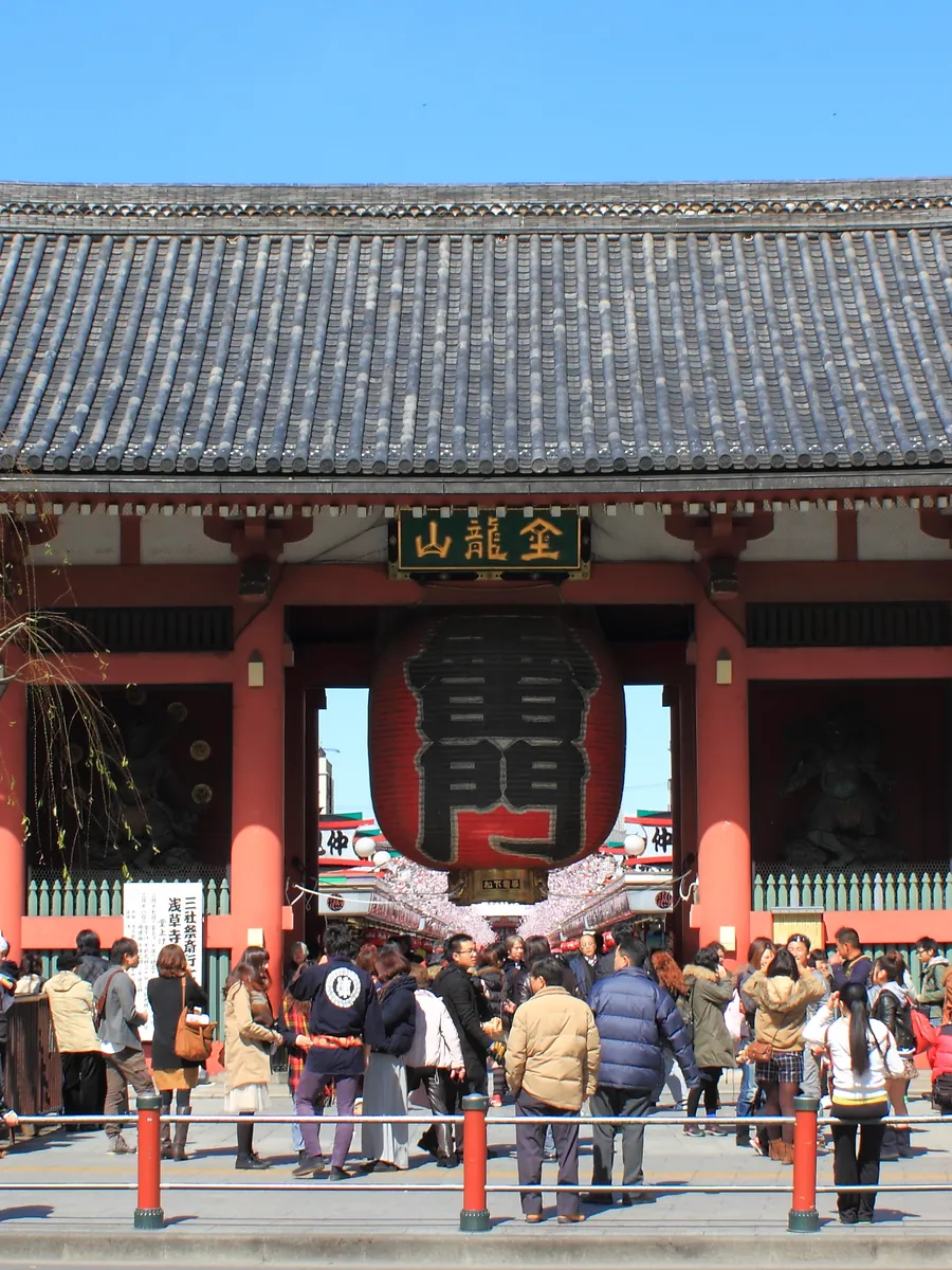 Kaminarimon gate of Sensoji temple, Asakusa, Tokyo